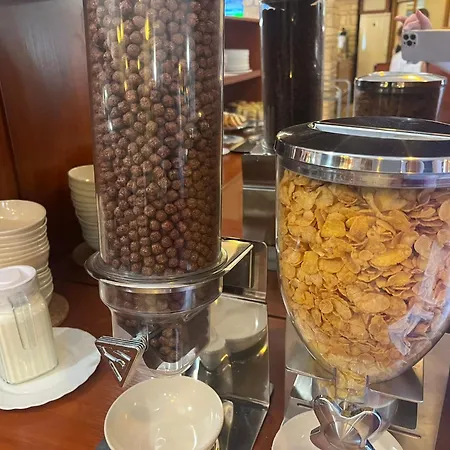 Zuzanna Bed & Breakfast 3*